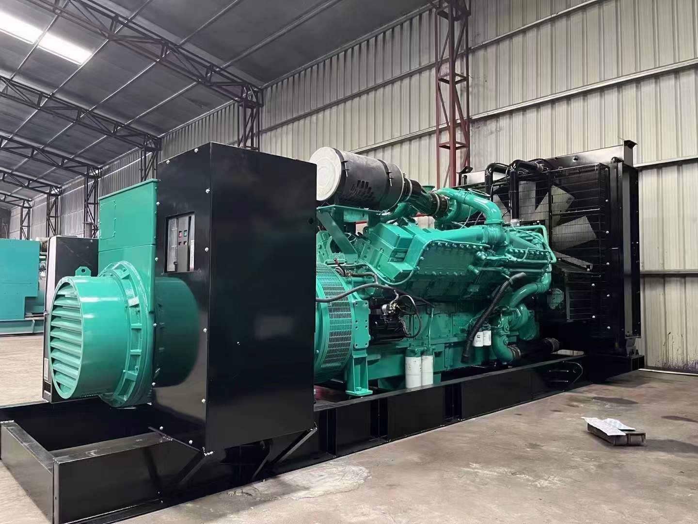 湘阴如何降低 800kW 柴油发电机输出电流的波动？